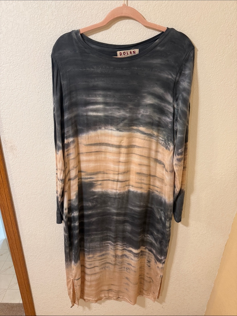 dolan Black and Beige Tie-Dye Long Sleeve Dress